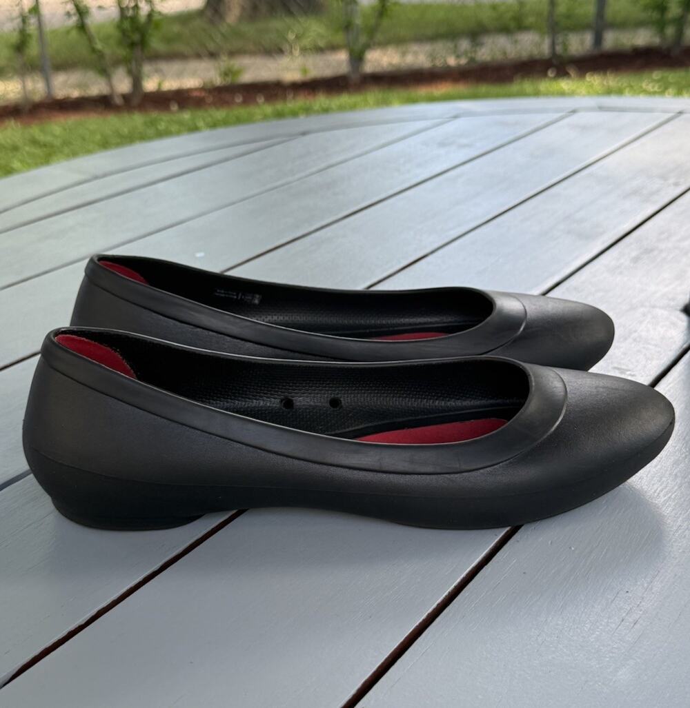 Crocs Lina Women’s Black Ballet Flats Casual Slip On Walking Comfort Shoes 11